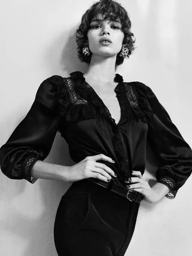 Saint Laurent أقراط سلاسل مبونة ذهبية 3