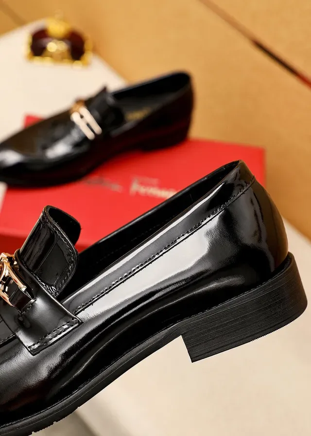 Salvatore Ferragamo Gancini Loafer Black Patent Croc-Embossed Loafers 7