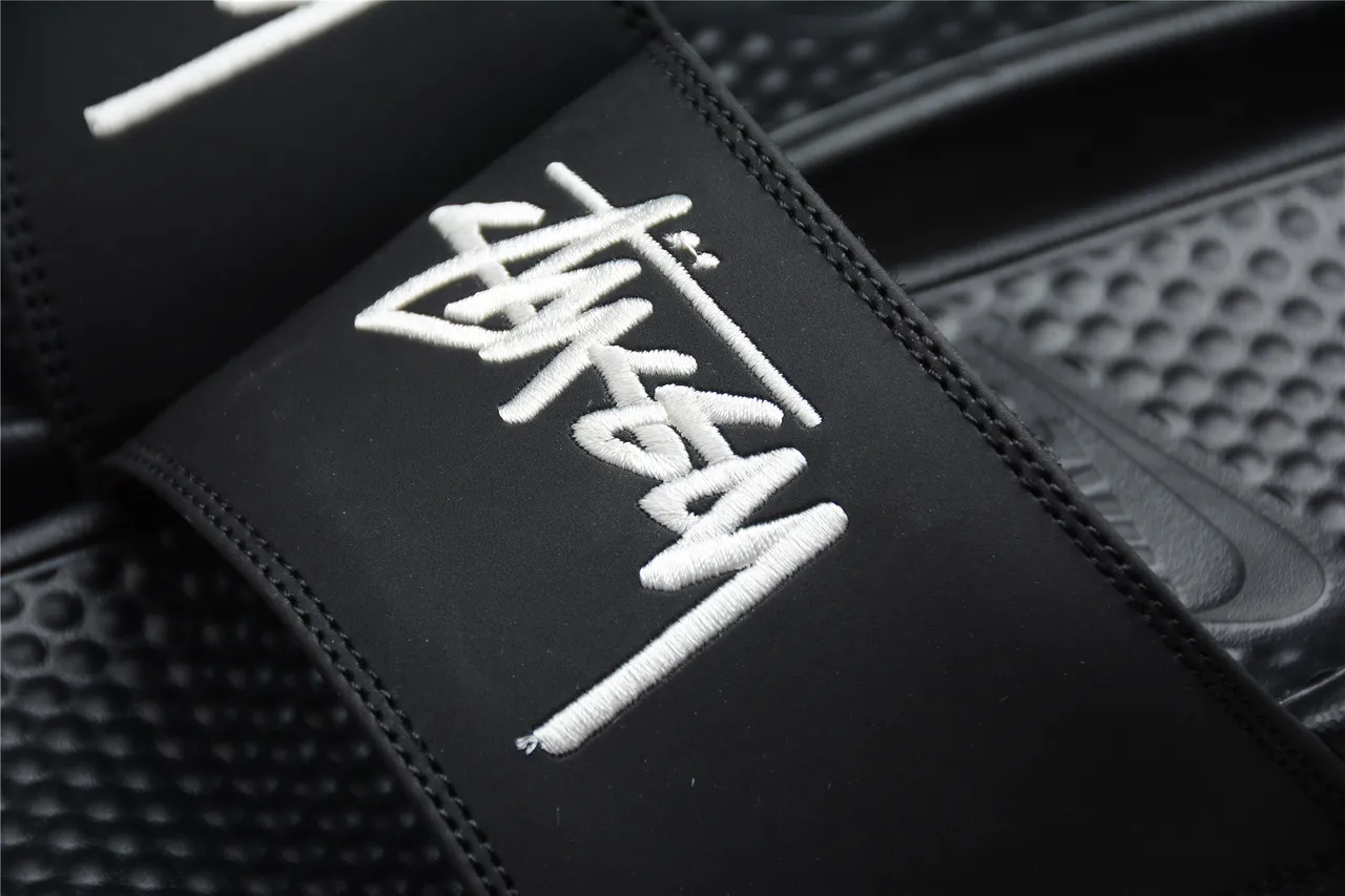 Stussy x Nike Benassi JDI صندل أسود 5