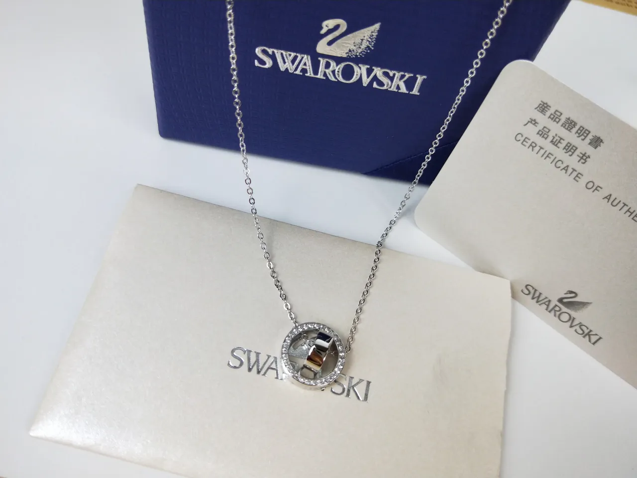 Swarovski Collier Pendentif à Cristal Circulaire Pavé Rotatif 3