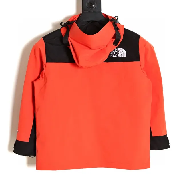 The North Face Mountain Light Black Color-Blocked Snap-Front Jacket 13