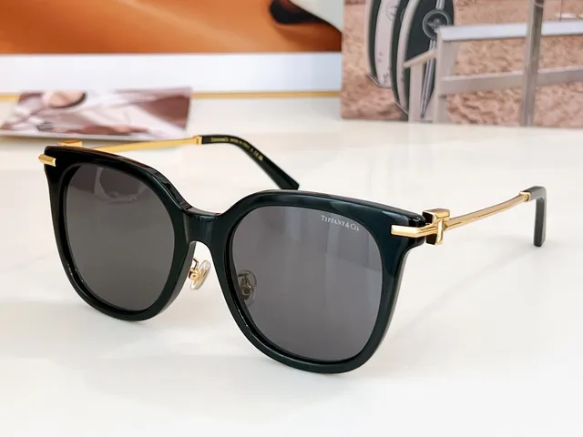 Tiffany & Co. Angular Cat-Eye Pink Acetate Gradient Brown Sunglasses 8