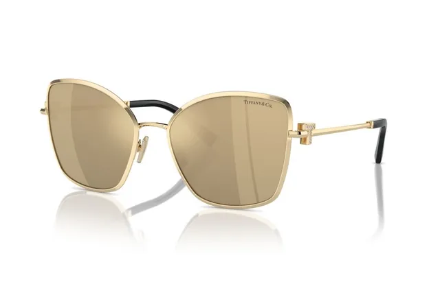 Tiffany & Co. Lunettes de Soleil Yeux de Chat Géométriques Dorées Dégradé Marron 4