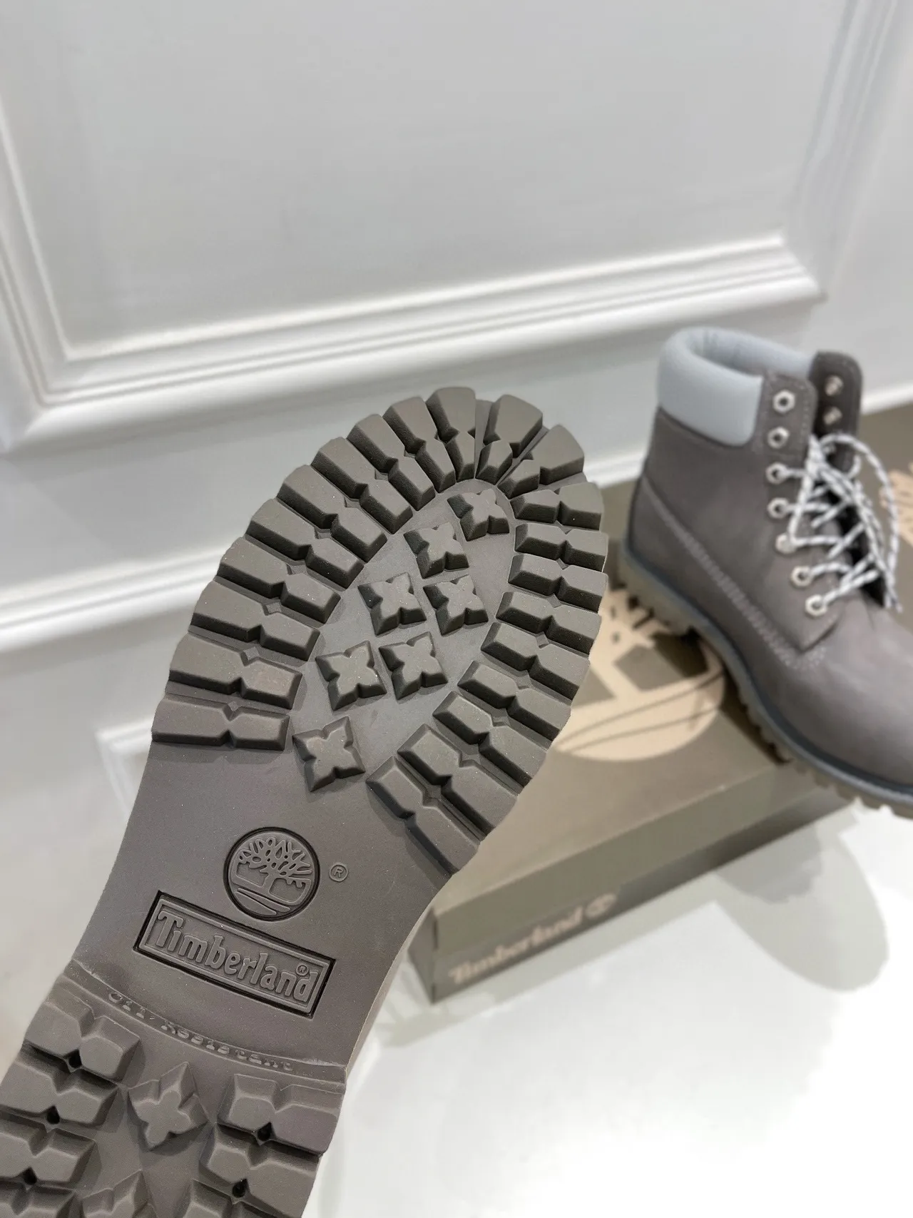 Timberland Premium 6-Inch رمادية سويد أحذية عمل 2