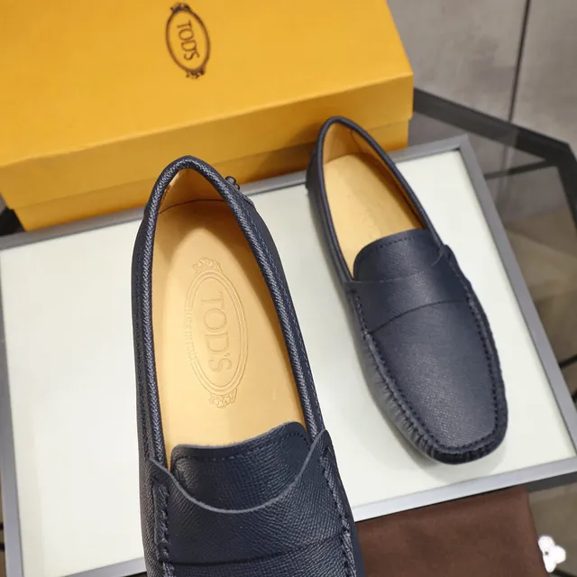 Tod's Gommino Navy Beige cuero granulado Penny Strap Loafer 2