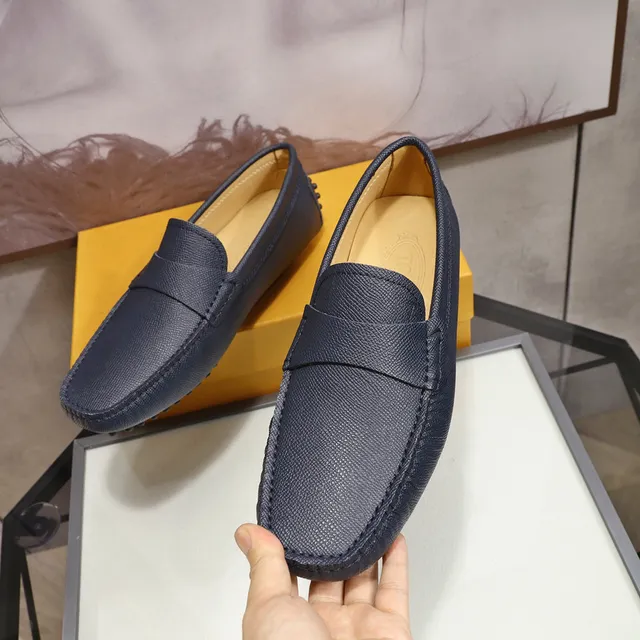 Tod's Gommino Navy Beige cuero granulado Penny Strap Loafer 7