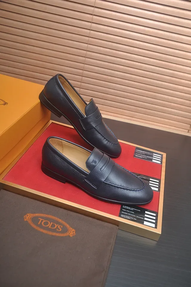 Tod's Penny Loafer Black Pebbled Leather Loafers 4