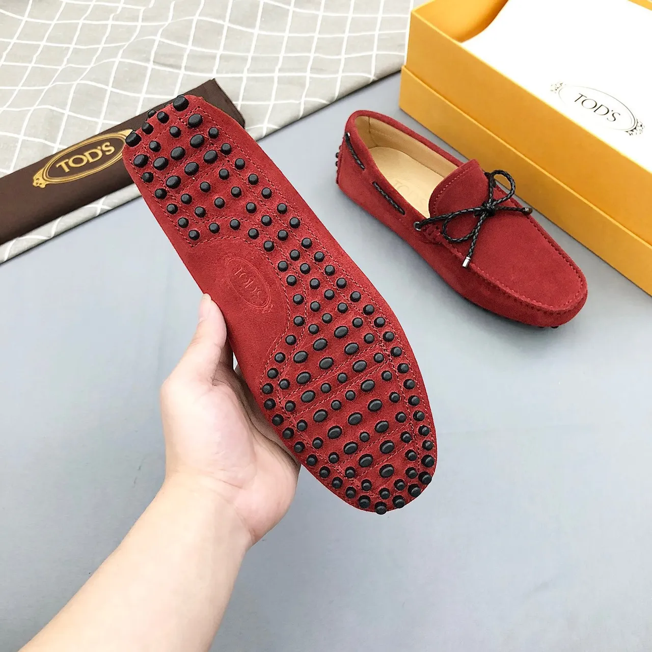 Tod's Rope Bow Loafer Rouge Noir Daim Dessus Détail Loafer 9