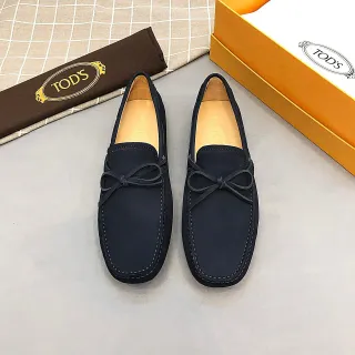 Tod's Gommino Loafer Navy Beige Piel de ante en la parte superior Lazo en el vamp Loafer