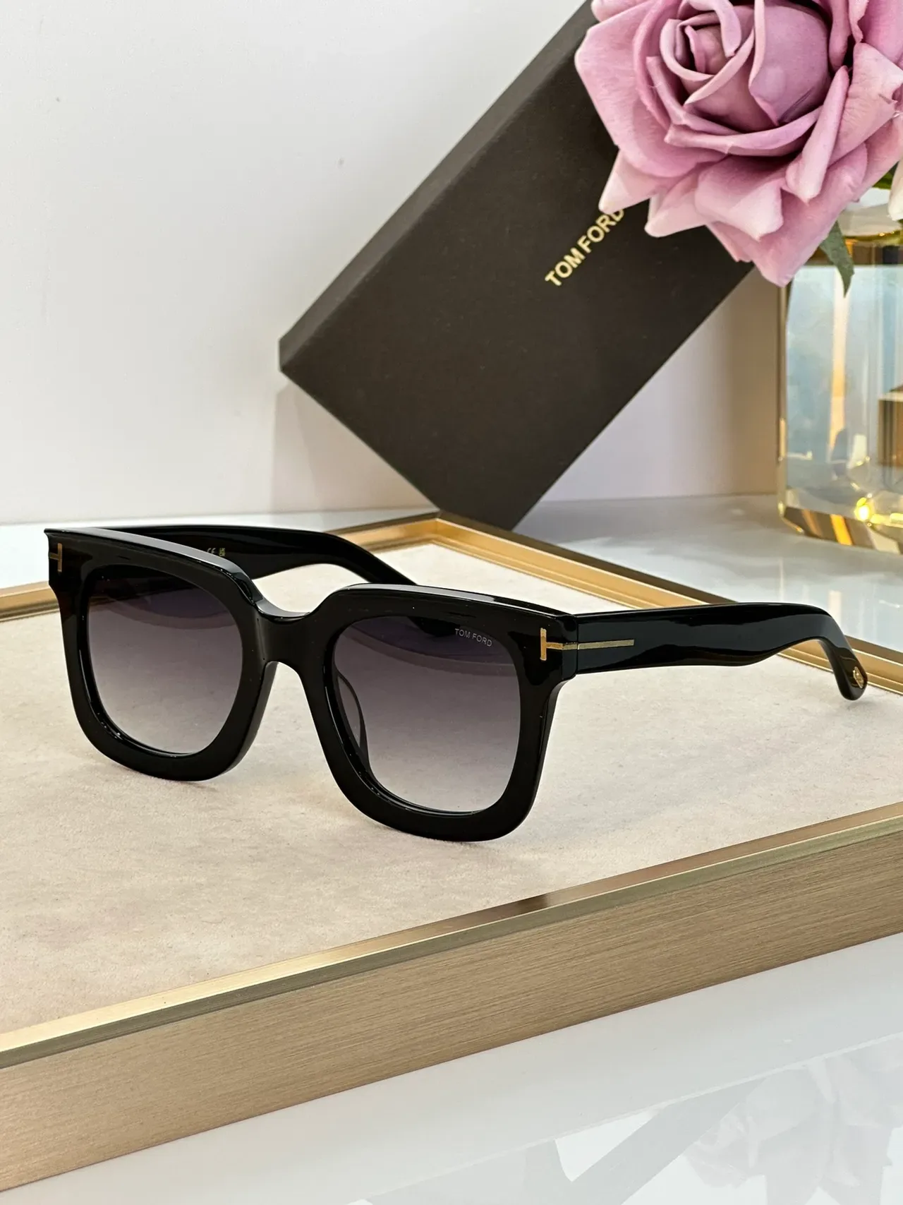 Tom Ford Cat-Eye Black Gold Glossy Acetate Angular Silhouette Sunglasses 7
