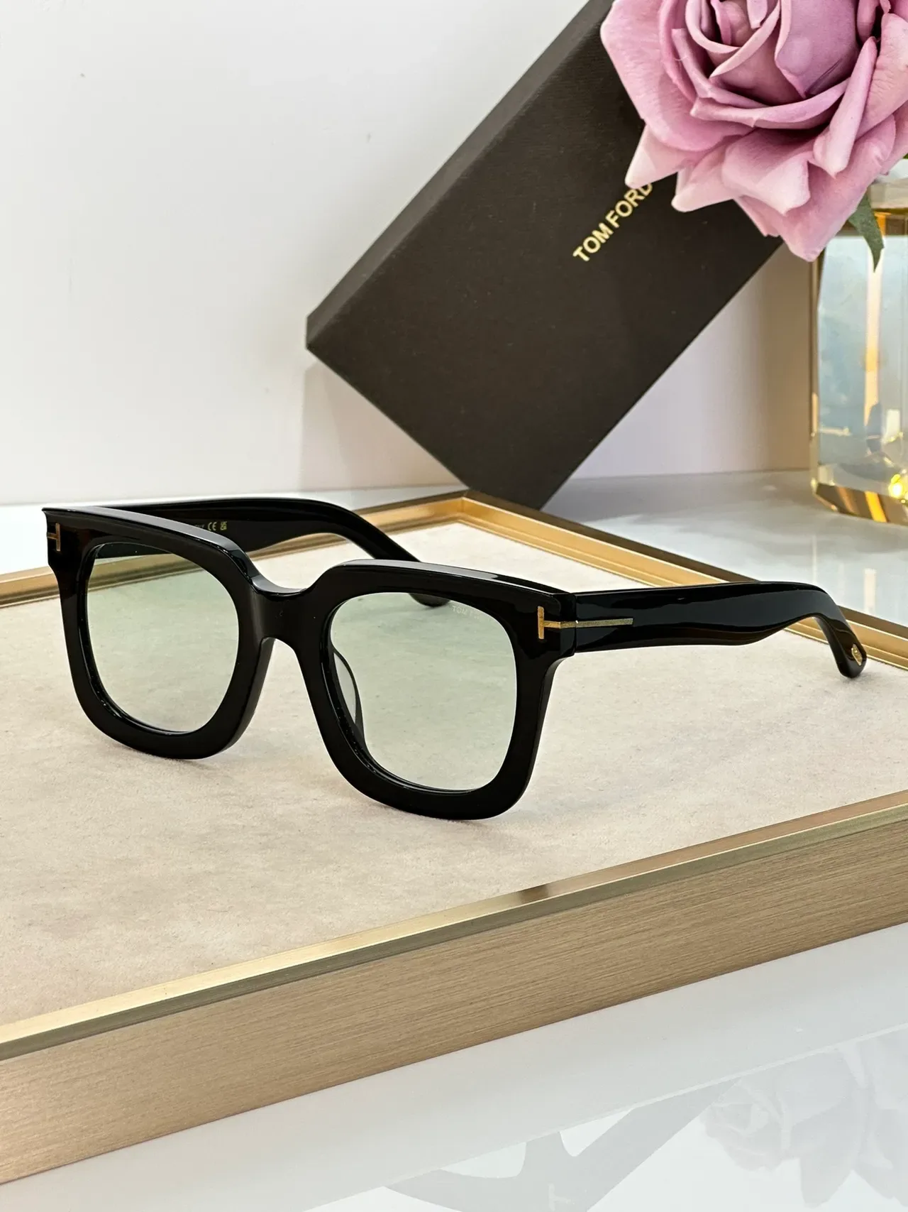Tom Ford Cat-Eye Black Gold Glossy Acetate Angular Silhouette Sunglasses 8