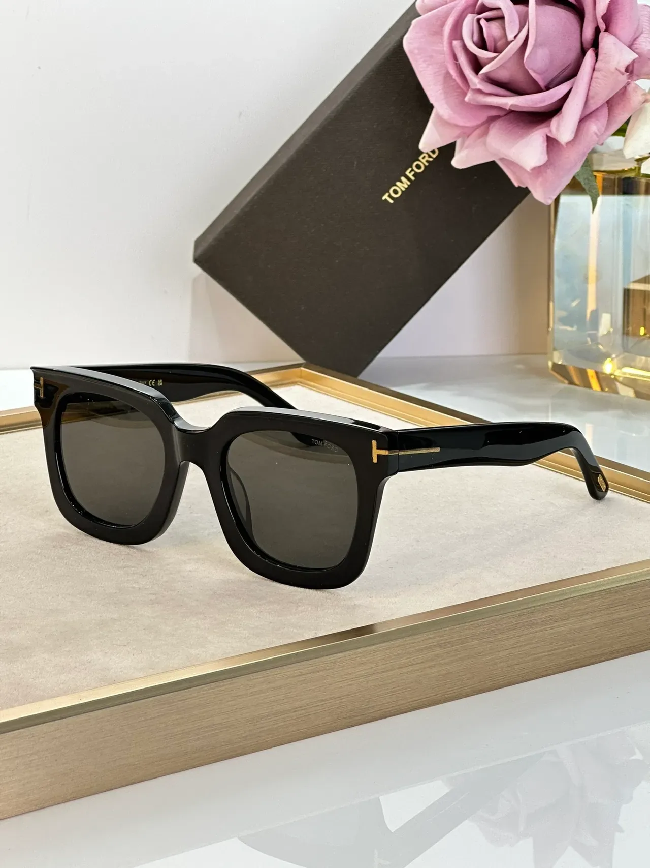 Tom Ford Cat-Eye Black Gold Glossy Acetate Angular Silhouette Sunglasses 9