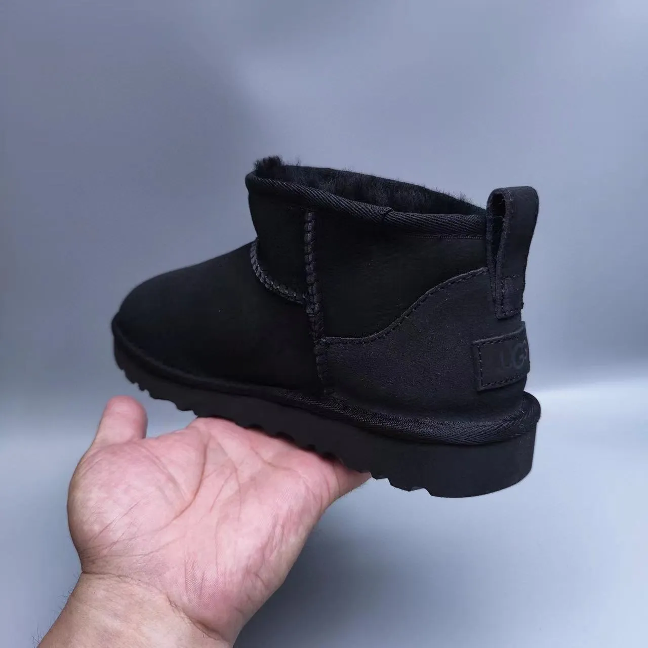 UGG Black Shearling-Lined Suede Upper Snow Boots 7
