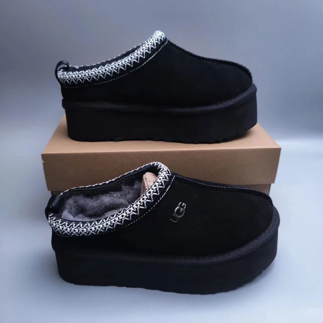 UGG Black White Platform Sole Shearling-Lined Casual Shoes 2