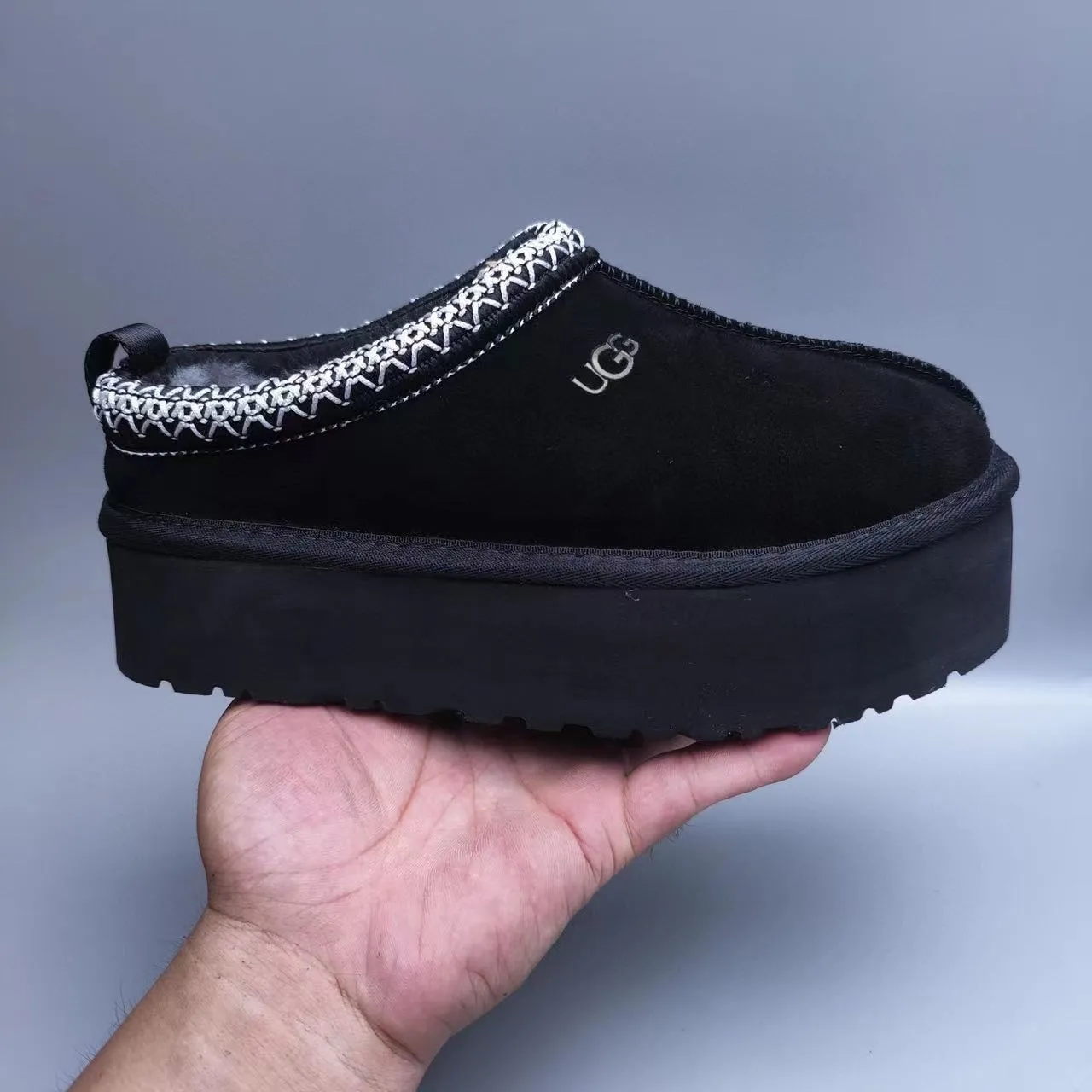 UGG Black White Platform Sole Shearling-Lined Casual Shoes 4
