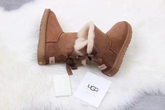 UGG Classic Mini Chestnut Brown Shearling-Lined Snow Boots 5