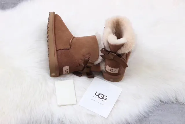 UGG Classic Mini Chestnut Brown Shearling-Lined Snow Boots 7
