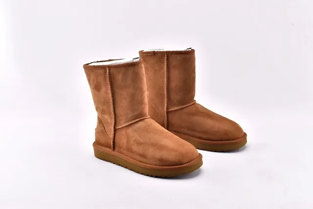 UGG Classic Mini Chestnut Suede Snow Boots 9