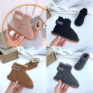 UGG Classic Mini Botas de Nieve de Ante Rosa Polvo con Forro de Piel de Cordero