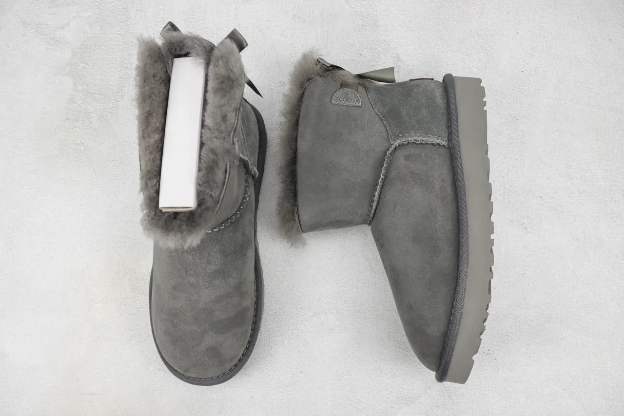 UGG Gray Suede Upper Shearling-Lined Cuff Snow Boots 9