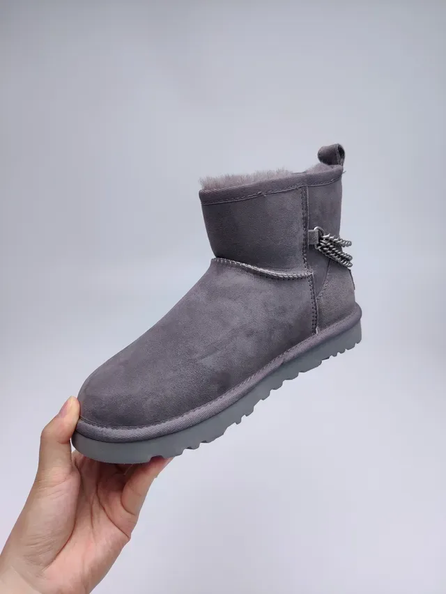 UGG Bottes de Neige Daim Gris Doublure Shearling 8