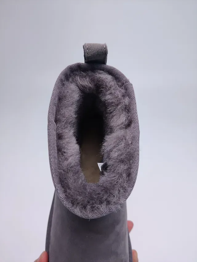 UGG Bottes de Neige Daim Gris Doublure Shearling 9