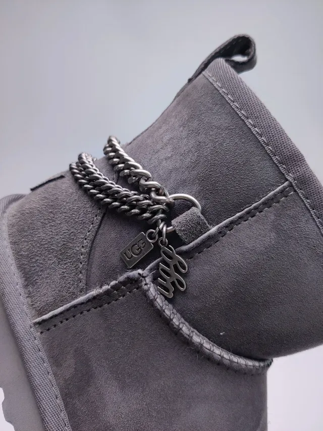 UGG Bottes de Neige Daim Gris Doublure Shearling 11