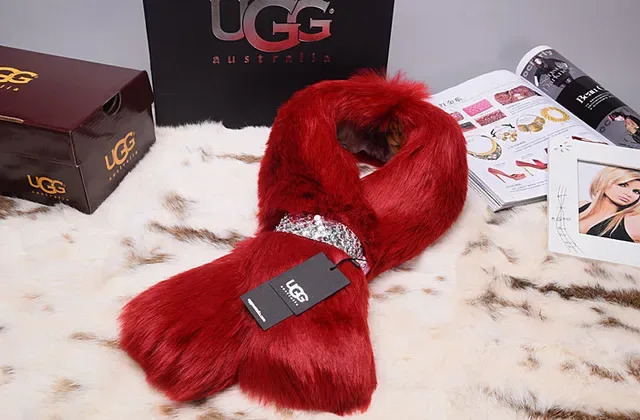 UGG Red Silver Faux Fur Sequined Band Scarve 5