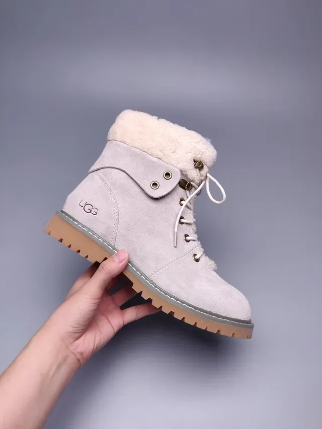 UGG शियरलिंग-लाइन्ड सूड लेस-अप एन्कल बूट 3
