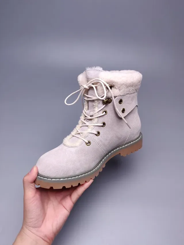UGG शियरलिंग-लाइन्ड सूड लेस-अप एन्कल बूट 6