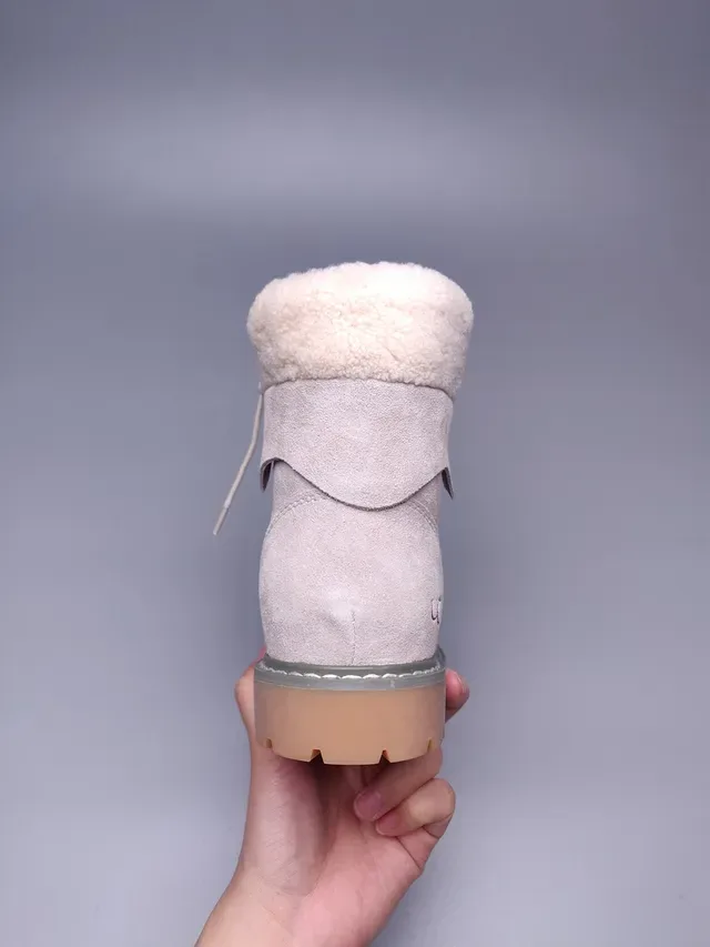 UGG शियरलिंग-लाइन्ड सूड लेस-अप एन्कल बूट 7