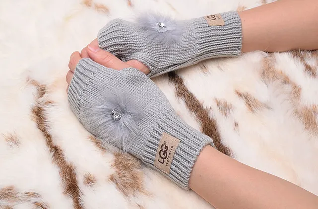 UGG Tasman Black Fingerless Ribbed Cuff Knit Gloves 9