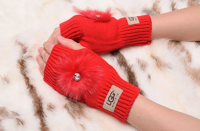 UGG Tasman Black Fingerless Ribbed Cuff Knit Gloves 20
