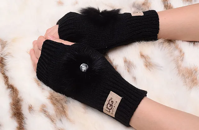 UGG Tasman Black Fingerless Ribbed Cuff Knit Gloves 24
