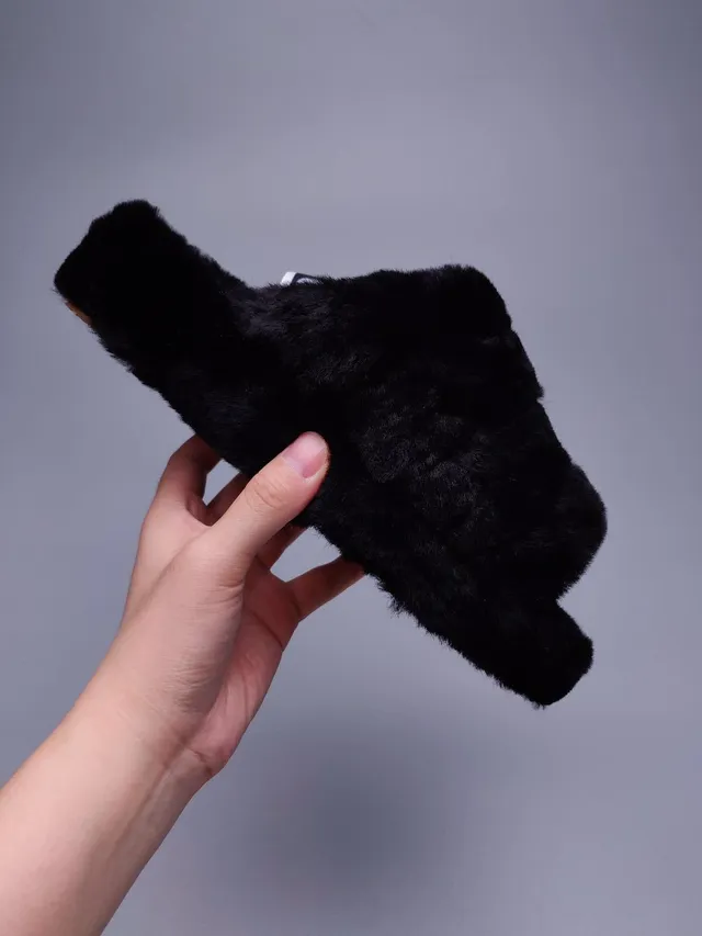 UGG Tasman Black Plush Slipper 9