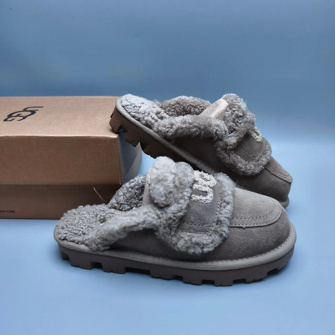 UGG Tasman حذاء كاجوال سويد أعلى رمادي بني ليننج شيرلينج وحزام 6