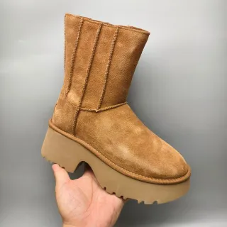 UGG Tasman Platform Ankle Boot