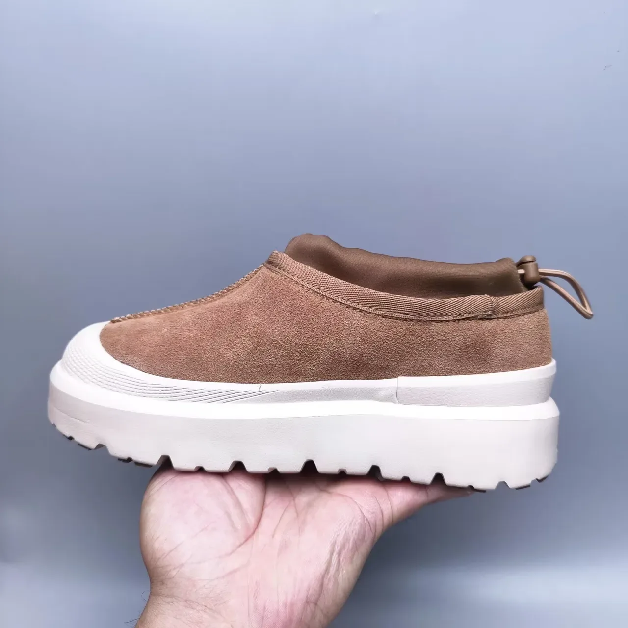 UGG Tasman Tan Camurça Plataforma Slip-On Tênis Lifestyle 3