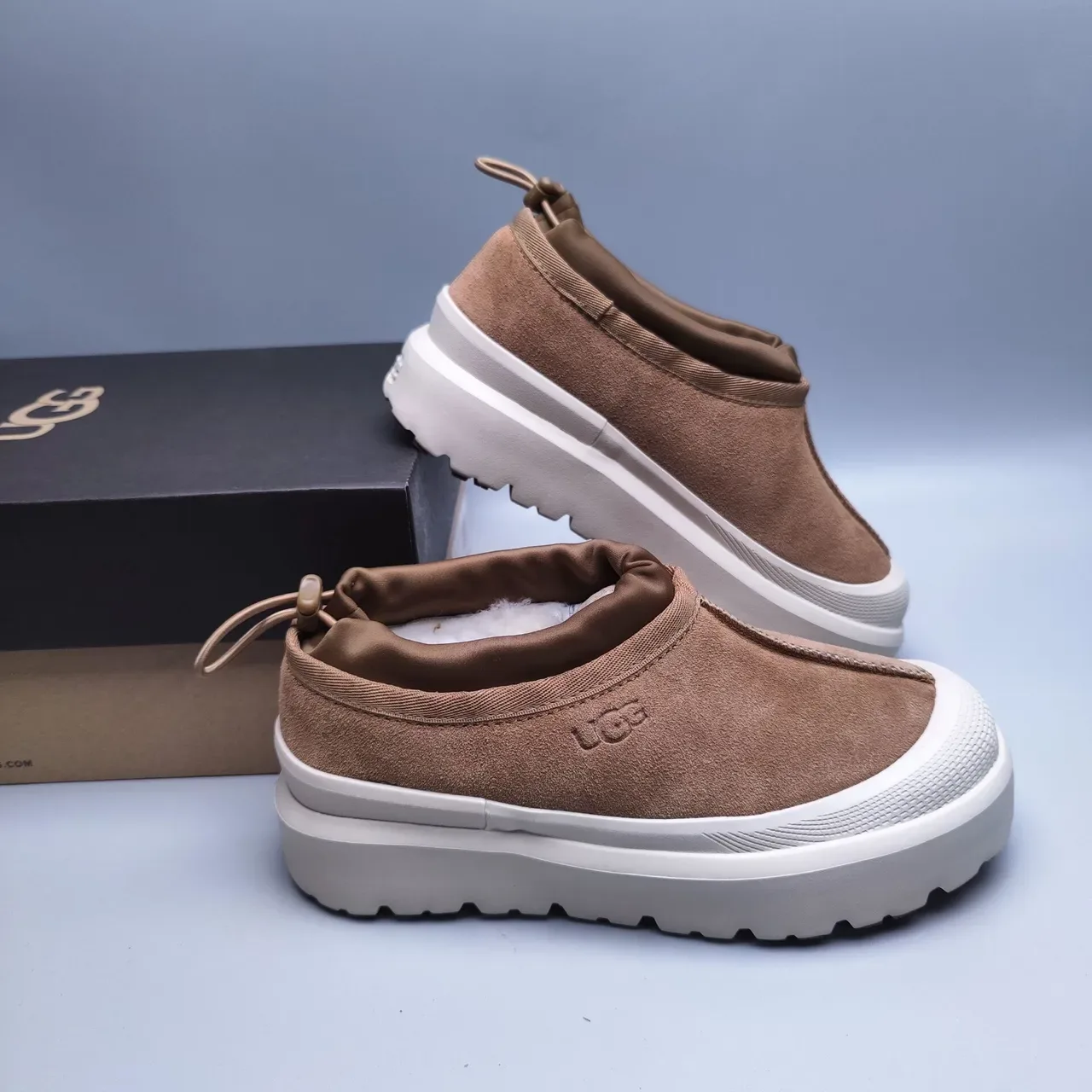 UGG Tasman Tan Camurça Plataforma Slip-On Tênis Lifestyle 6