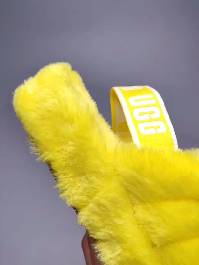 UGG Tasman Chaussons à glisser en fourrure synthétique pelucheuse jaune 7