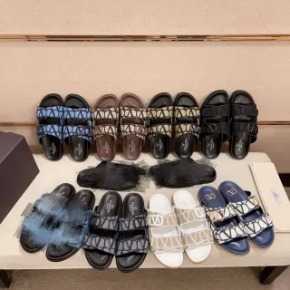 Valentino أسود متعدد الألوان حزامين مزدوج VLogo إبزيم نعال