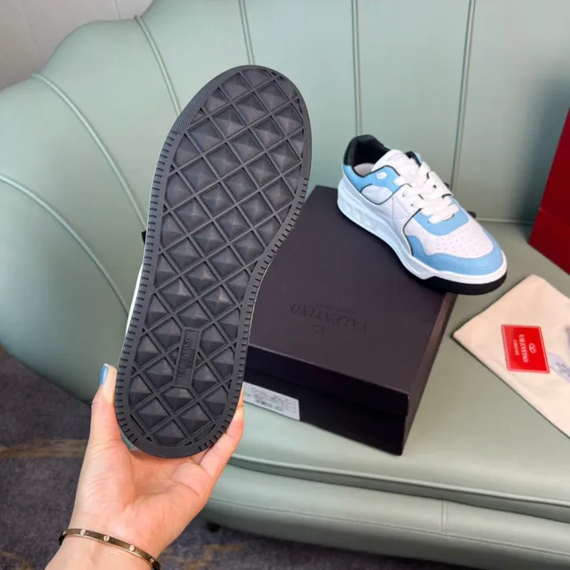 Valentino Blue White Chunky Platform Sole Multi-Panel Leather Construction Lifestyle Sneakers 2