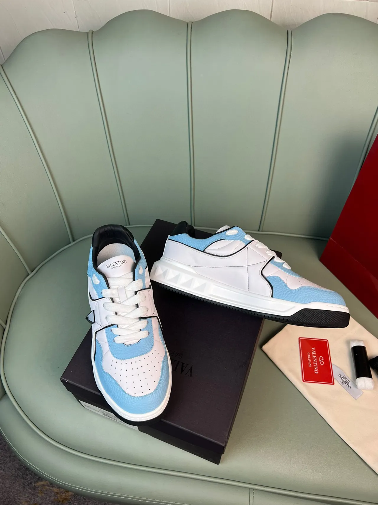 Valentino Blue White Chunky Platform Sole Multi-Panel Leather Construction Lifestyle Sneakers 8