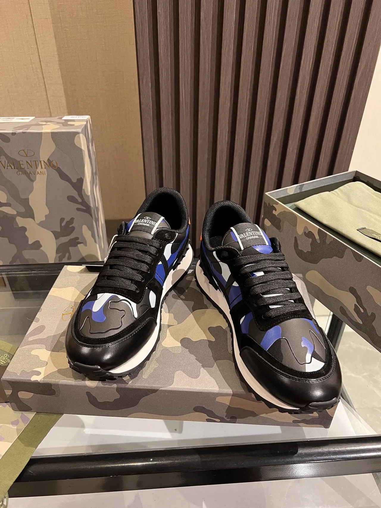 Valentino Camouflage-Print Black Blue White Lifestyle Sneakers 7