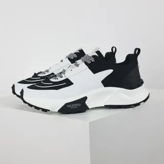 Valentino Garavani Zapatillas Lifestyle Chunky Negras y Blancas