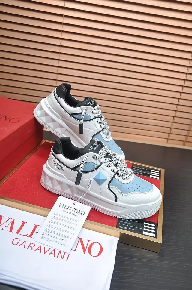 Valentino One Stud Platform Sneaker White Light Blue Black Lifestyle Sneakers 5