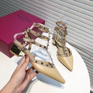 Valentino Rockstud Beige Studded PVC-Strap Pumps