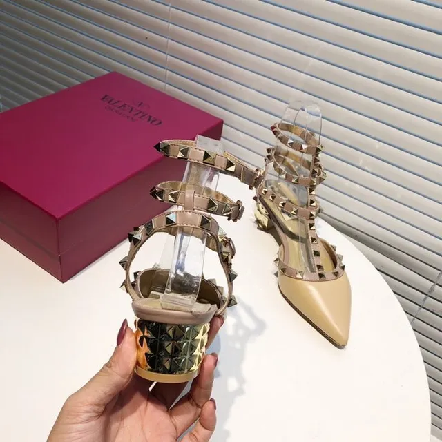 Valentino Rockstud Beige Studded PVC-Strap Pumps 3