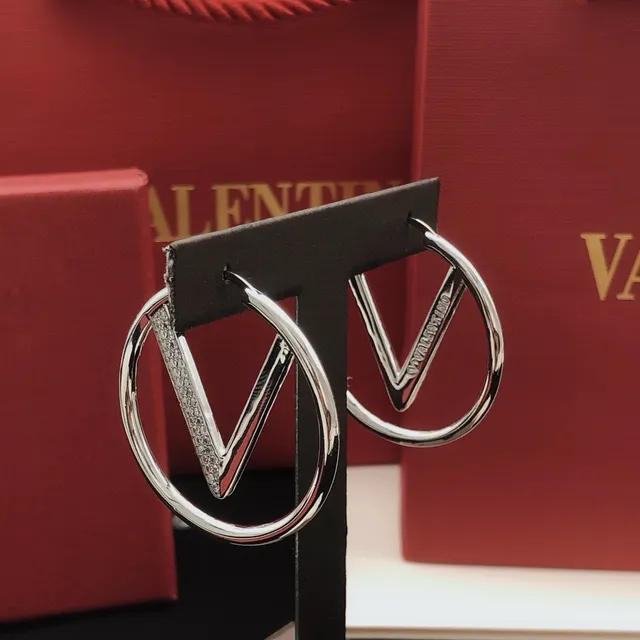 Valentino VLogo Argola Prata Circulares Motivo V-Logo Brincos 2