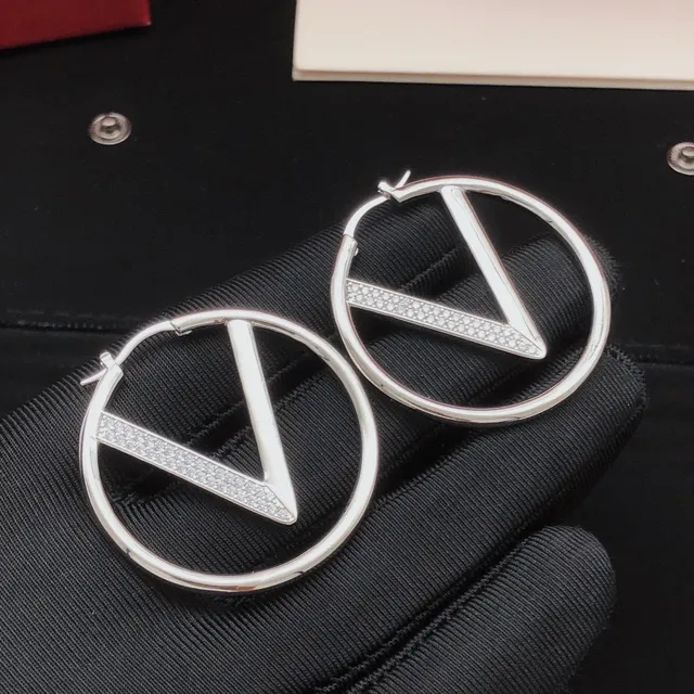 Valentino VLogo Argola Prata Circulares Motivo V-Logo Brincos 4